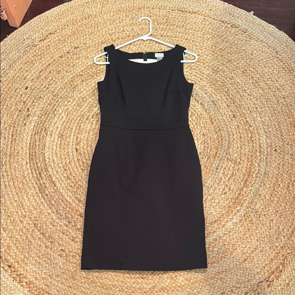 Black Business Dress; pencil skirt style